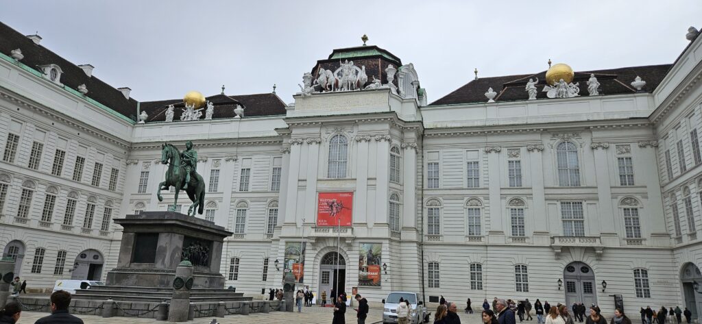 Gran Salón Barroco de la Biblioteca Nacional Austriaca en Viena